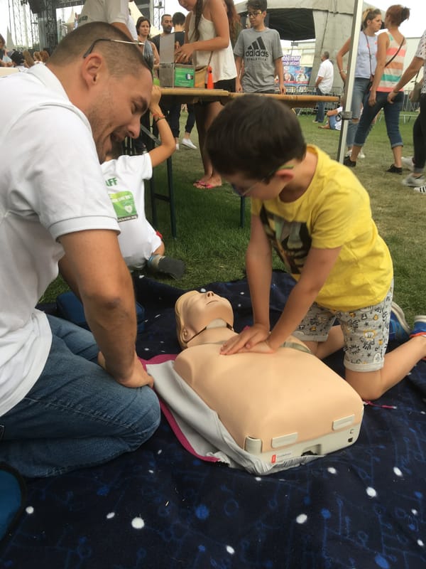 Initiation gratuite à l'usage du défibrillateur cardiaque